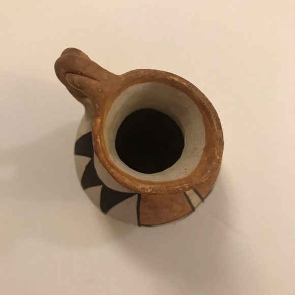 Acoma N.M. Pitcher/Vase Vintage - Picture 13 of 15